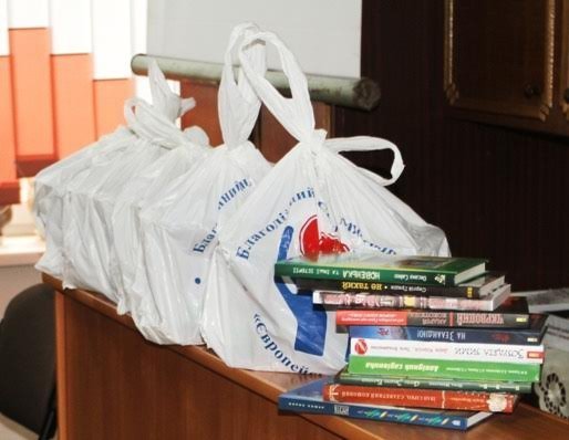 На Волині сільські бібліотеки оновлюють меценати