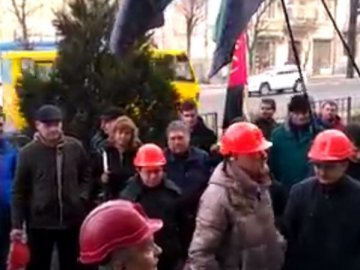 На Львівщині страйкують шахтарі