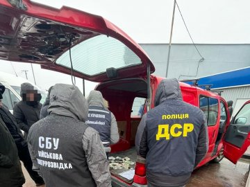На Волині викрили злочинну схему ввезення авто під виглядом гуманітарної допомоги для ЗСУ