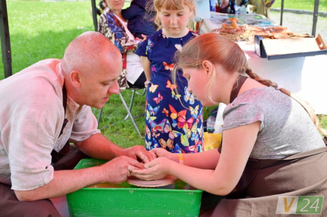 «Волинська княжна»: кому дістався титул та корона. ФОТО