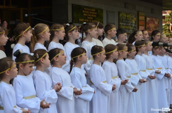 У Луцьку привітали матерів, чиї сини загинули в АТО