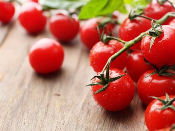 Пояснили,  чому в Україні відчутно подорожчали помідори
