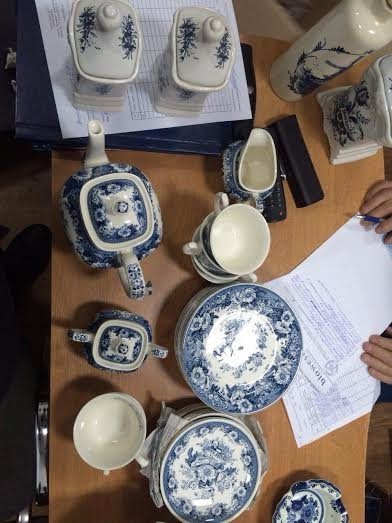 На Волинській митниці затримали культурні цінності. ФОТО