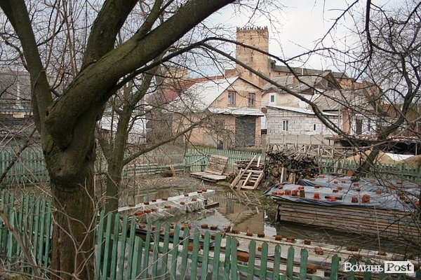 Повінь у Луцьку. ФОТО. ВІДЕО