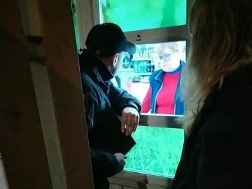 У Луцьку знову спіймали продавця «нічного» алкоголю. ФОТО