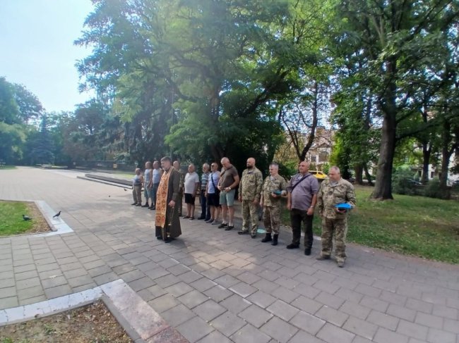У Луцьку вшанували пам'ять загиблих десантників. ФОТО