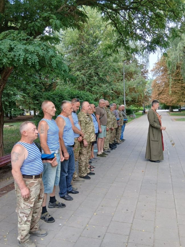 У Луцьку вшанували пам'ять загиблих десантників. ФОТО