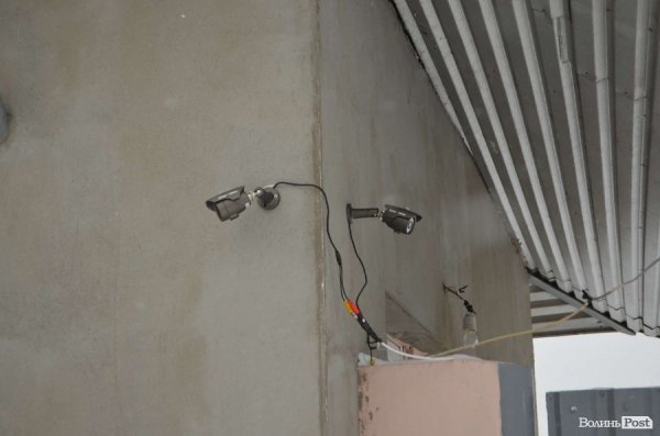 Луцькі ВВшники повернулися на базу, Автомайдан починає чергування.ДОПОВНЕНО. ФОТО