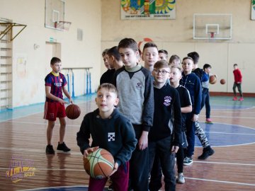 Гравці «Старого Луцька» вчили школярів тонкощам баскетболу. ФОТО, ВІДЕО