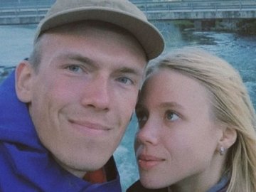 Дружина Прокопенка розповіла, в яких умовах перебувають «азовці»