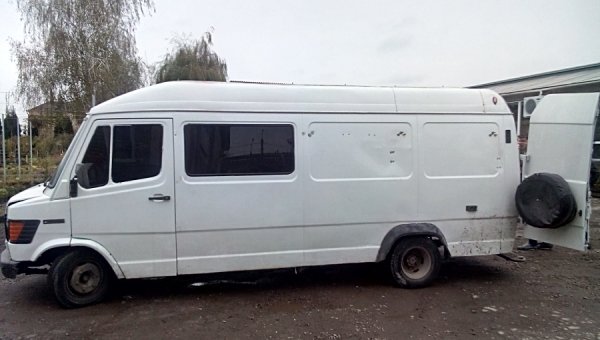 На Волині волонтери обладнали бронеавтомобіль. ФОТО