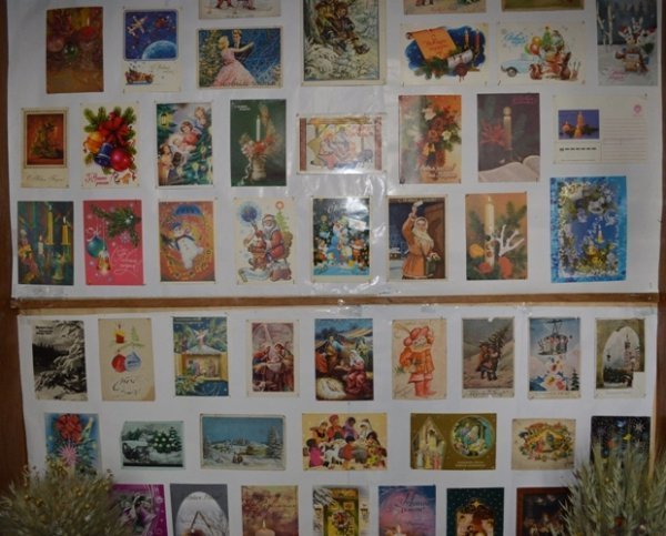 У Ковелі відкрилася виставка рідкісних новорічно-різдвяних листівок ФОТО