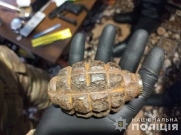 Поліція оперативно затримала розбійника в Луцькому районі