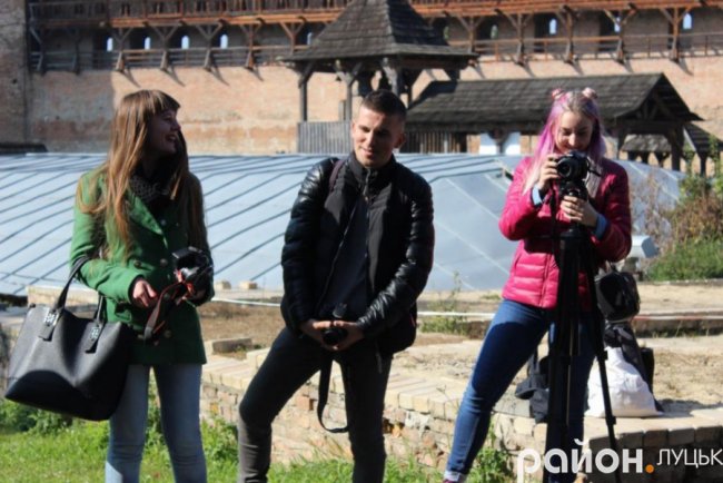 Як першокурсникам у Луцькому замку вручали студквитки 
