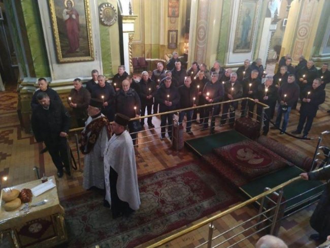 У луцькому соборі молилися за загиблих в афганській війні