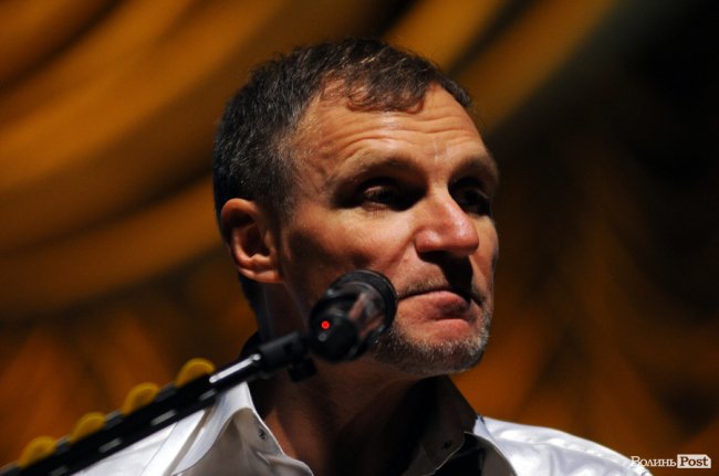 Олег Скрипка на благодійному концерті в Луцьку