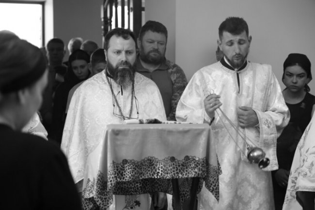 Лучани провели в останню путь Героя Володимира Бессонова