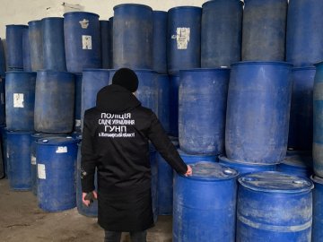 З Волині на Житомирщину доставляли нелегальний спирт. ФОТО