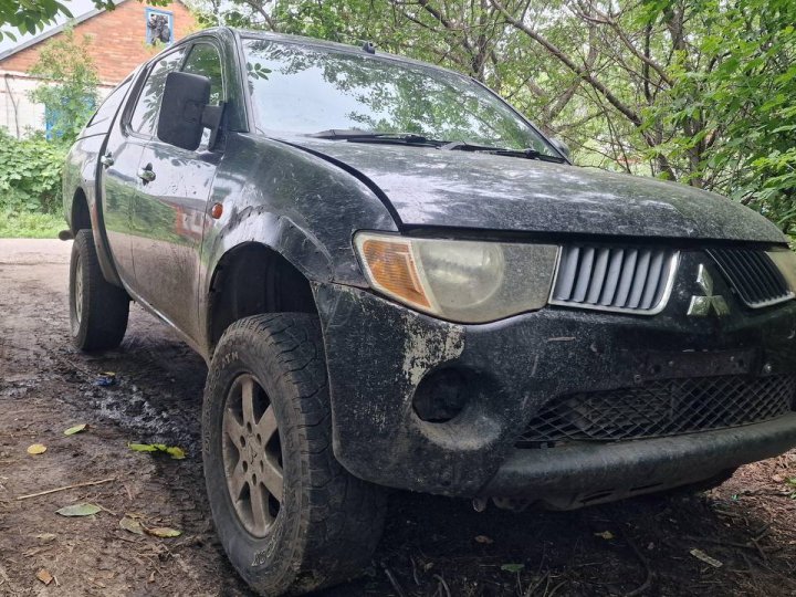 Воїну з Волині потрібна допомога у зборі коштів на авто, яке постраждало після обстрілів