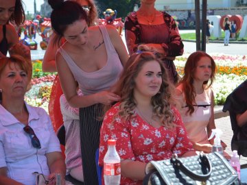 «Територія майстерності»: у центрі Луцька – салон краси, ресторан і кузня просто неба. ФОТО