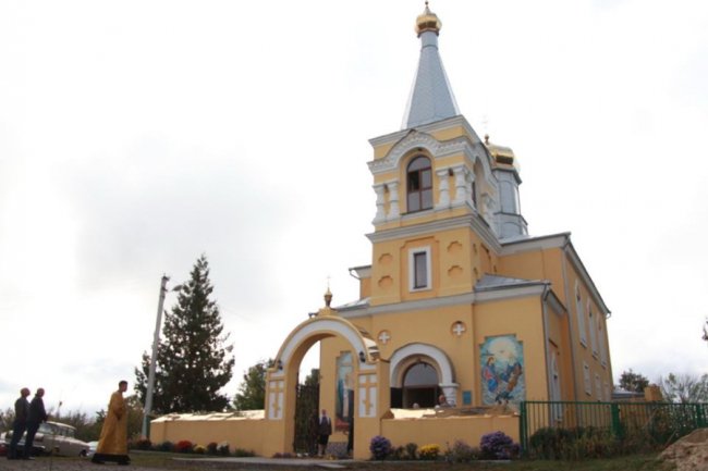 Владика Михаїл відвідав вперше громаду поблизу Луцька, яка перейшла до ПЦУ. ФОТО