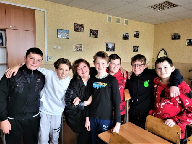 Майже мільйон переглядів зібрав юний волинянин, який заспівав в укритті