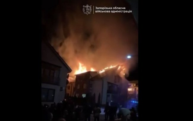 Росіяни вдарили по житловому будинку у Запоріжжі