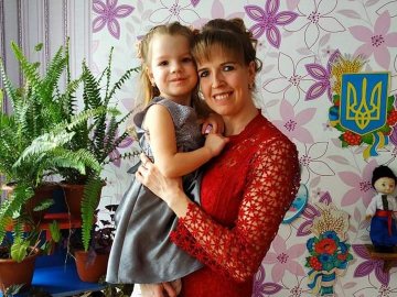 Просять допомогти врятувати життя важкохворій виховательці з Волині