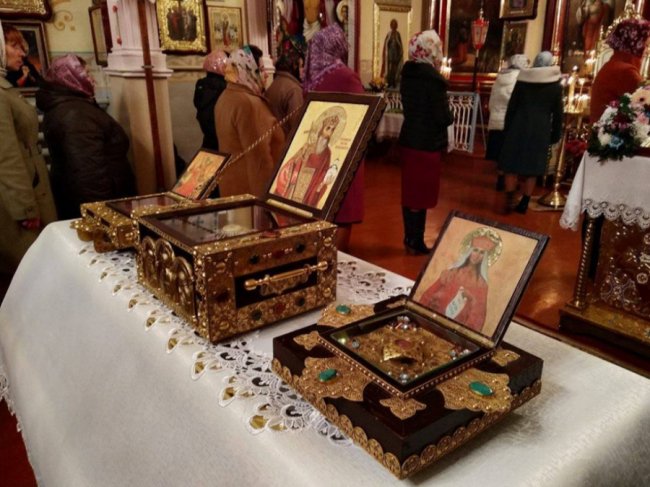 У Ковель привезли мощі святих. ФОТО