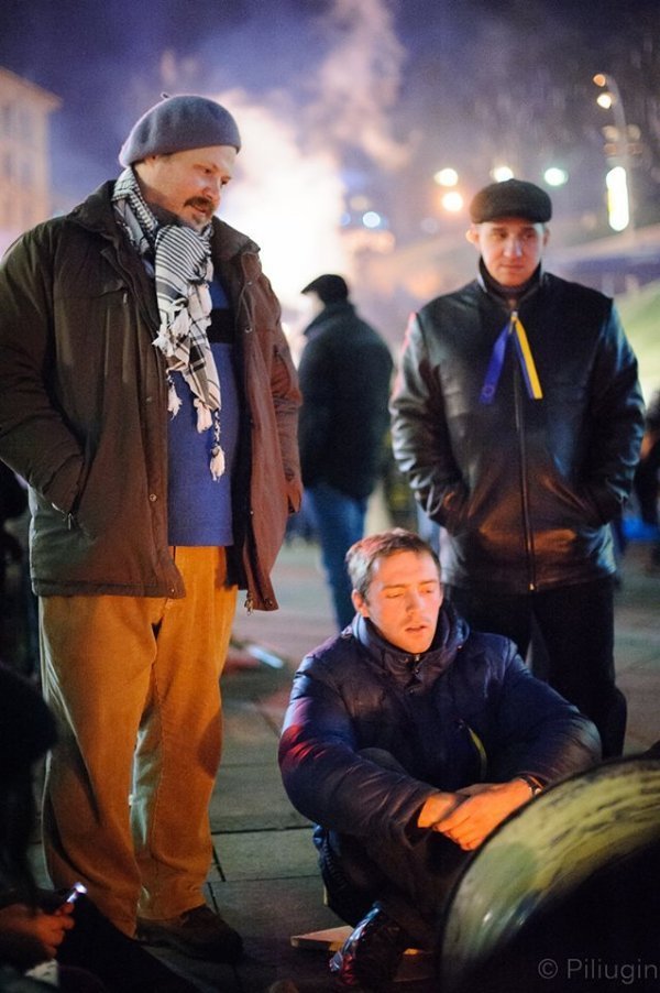 Євромайдан за півгодини до знесення. ФОТО