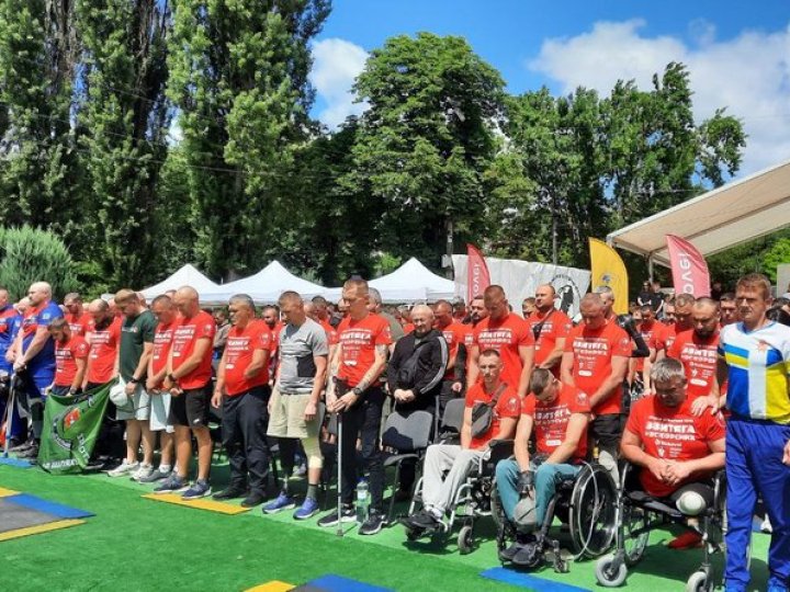 На змагання серед ветеранів  «Звитяга Нескорених» в Луцьку приїхав Василь Вірастюк