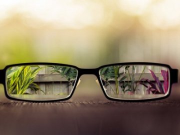 Волинському бійцю-парамедику відновили зір 