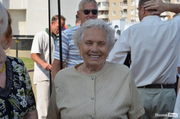 У Луцьку пікетували облдержадміністрацію: підтримували «повстанців Врадіївки». ФОТО