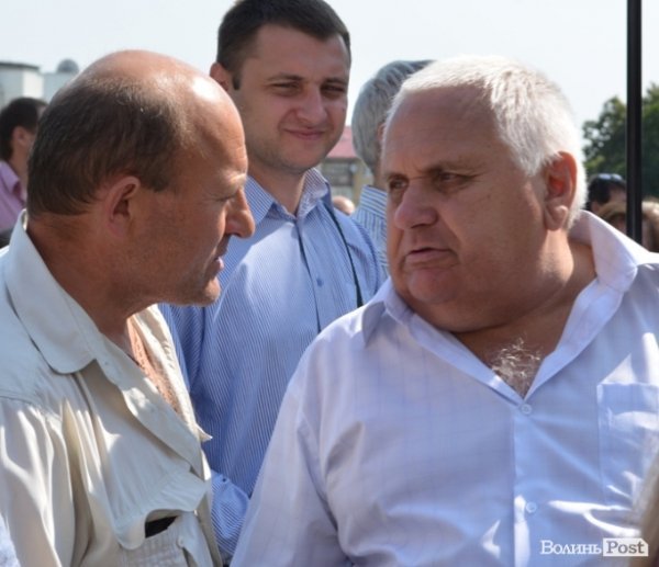 У Луцьку пікетували облдержадміністрацію: підтримували «повстанців Врадіївки». ФОТО