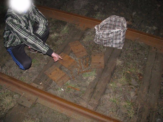 Волинські підлітки попалися на крадіжці. ФОТО