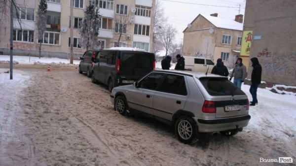 У Луцьку в аварію потрапили три автомобілі