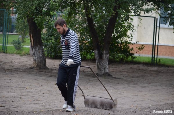У Луцьку з'явився супердвір. ФОТО 