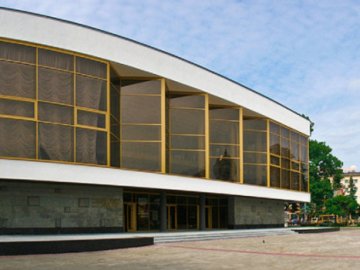 Театральний анонс: огляд вистав у Луцьку 12 – 15 жовтня