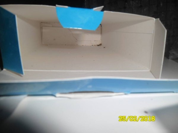 Рис з мертвими комахами продають у Нововолинську. ФОТО