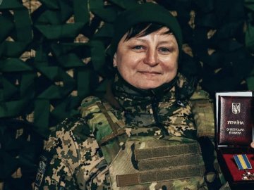 «На війні врятувала не одне життя»: парамедикиня сьомий рік служить у волинській бригаді