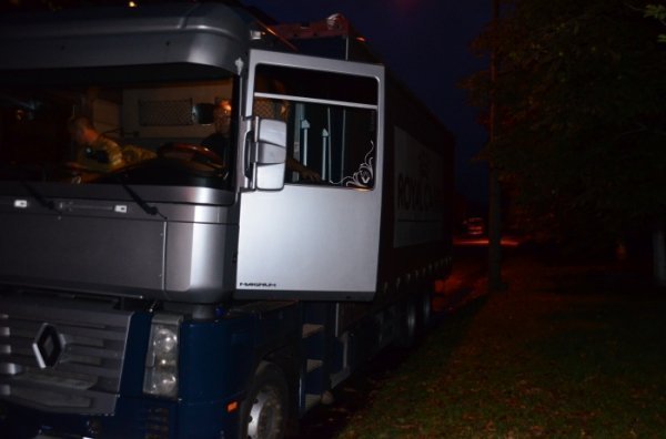 Волинянин віддав фуру активістам. ФОТО