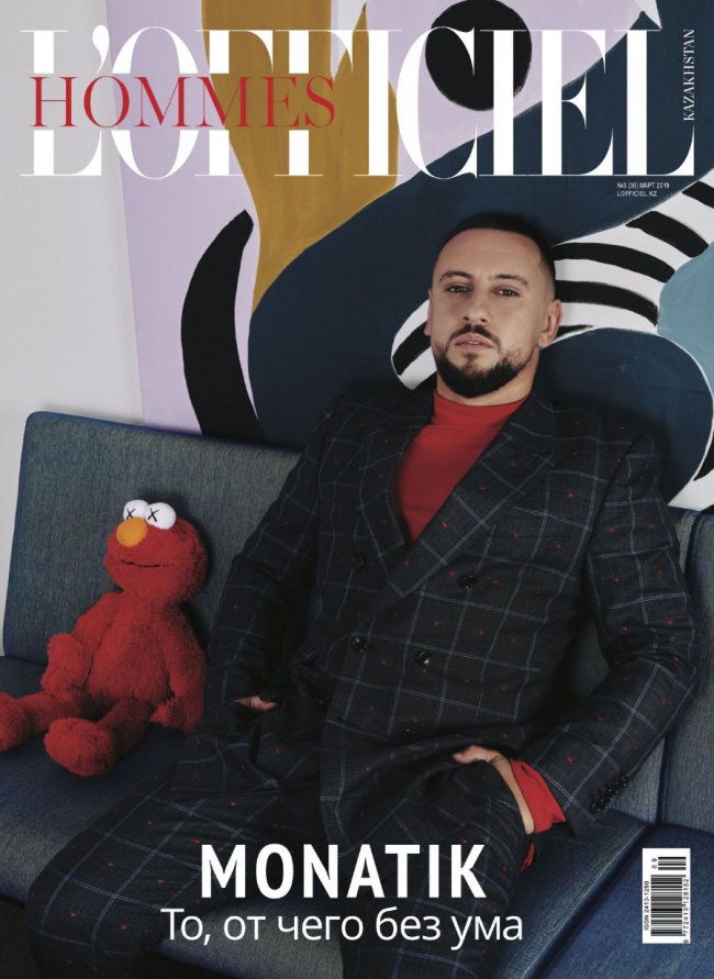 MONATIK у шапці-вушанці вперше прикрасив обкладинку зарубіжного fashion-глянцю