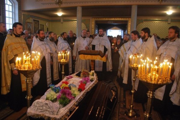 У Ківерцях попрощалися із загиблим в зоні АТО бійцем Ігорем Скірою. ФОТО