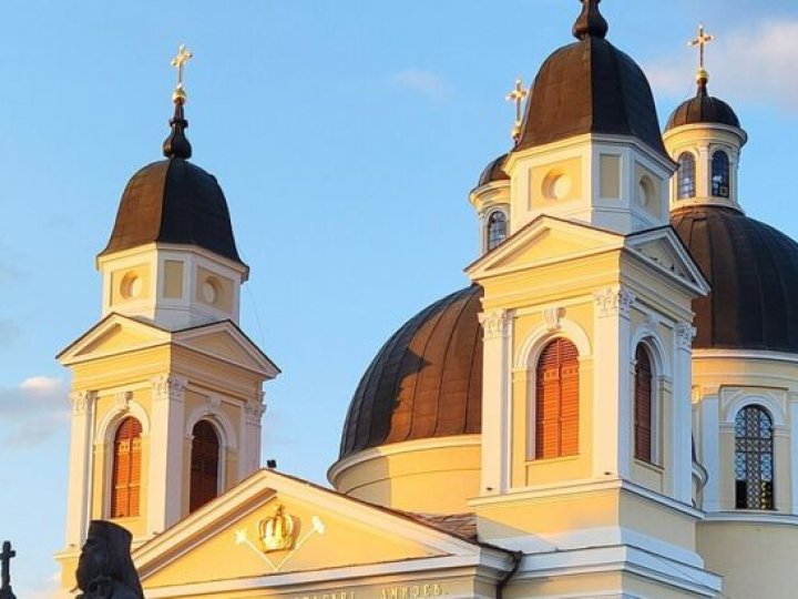 Скільки церков УПЦ МП досі працюють на Волині