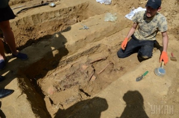 У Львові знайшли масове поховання в'язнів. ФОТО