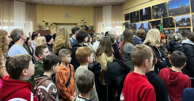 «Небу  навіщось потрібні небесні фотографи»: у Ковелі відкрили виставку робіт загиблого Героя Максима Бурди