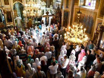 Волинянам розповіли, чого категорично не можна робити у храмі