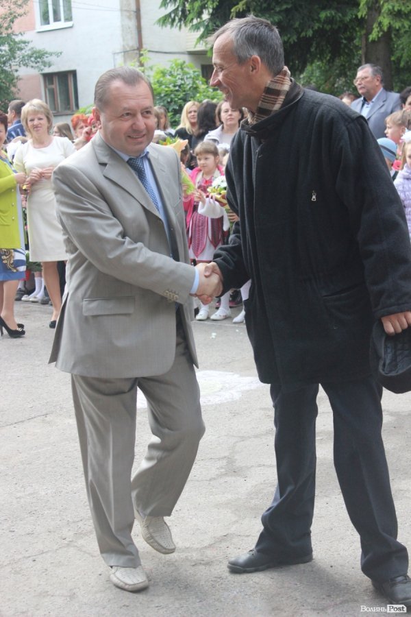 «Губернаторський» останній дзвінок у Луцьку. ФОТО 