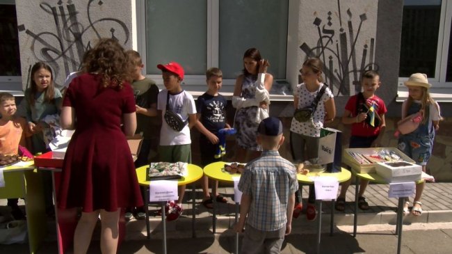 У Луцьку на ярмарку «Солодкі мрії» зібрали гроші для ЗСУ. ВІДЕО