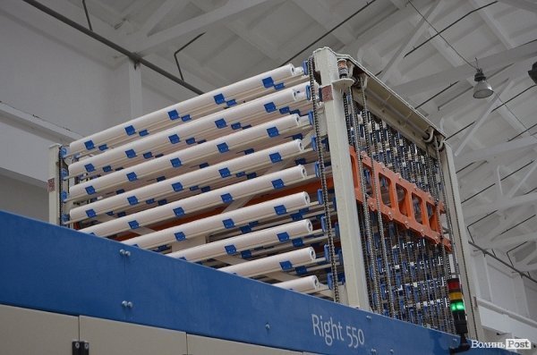 Як у Луцьку виготовляють туалетний папір. ФОТО